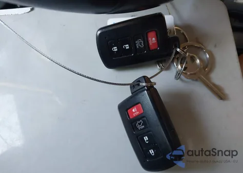 2016 Toyota Rav4 Hybrid Limited из США, поврежденный, VIN JTMDJREV2GD021541